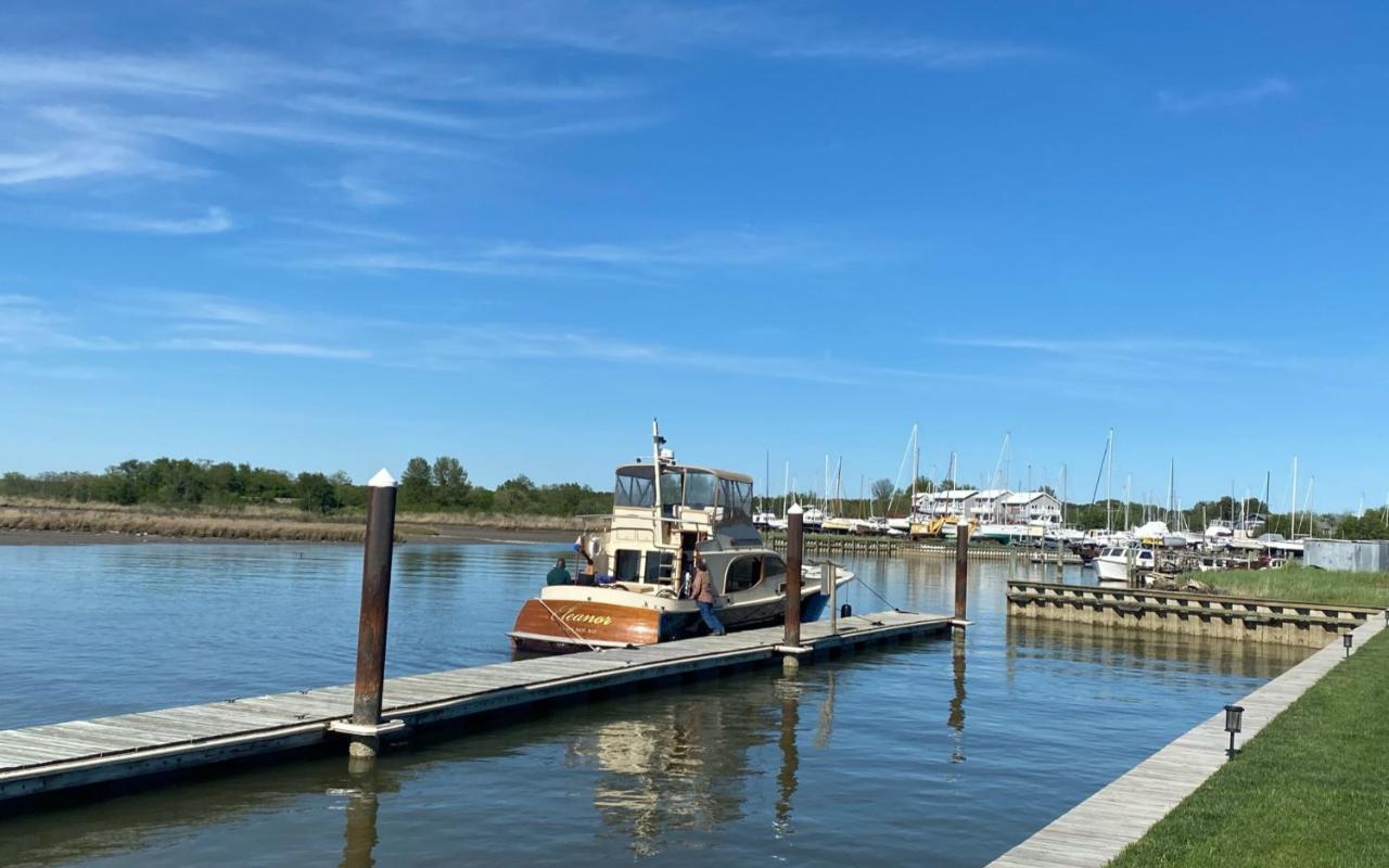 Tilghman Island Inn Екстериор снимка