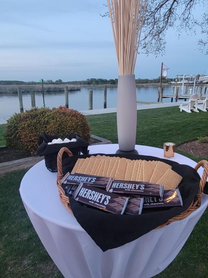 Tilghman Island Inn Екстериор снимка